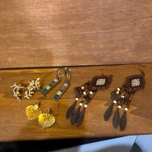 Mixed Jewelry- 3 pairs earrings & 2 rings
